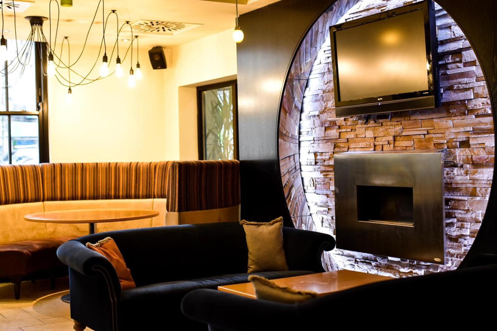The Bluebell Hotel Ніт Екстер'єр фото